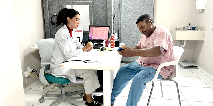 Diagnóstico diferencial: o primeiro passo para transformar a vida de quem não ouve