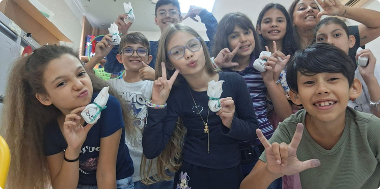 Inclusão que Transforma: a História de Thifanny e sua Família no Espaço Comnvida