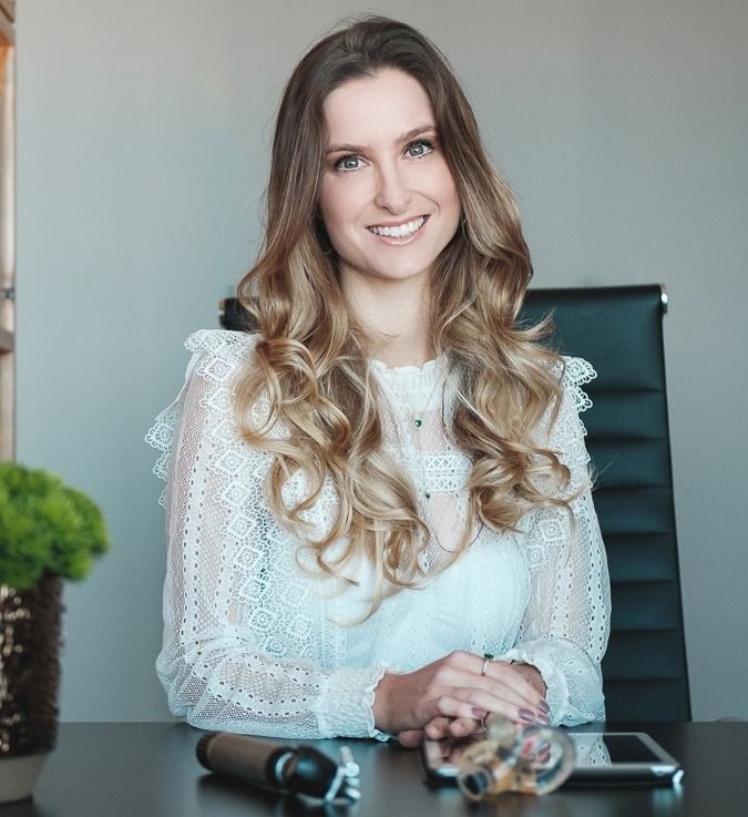 Dra. Cristiane Popoaski