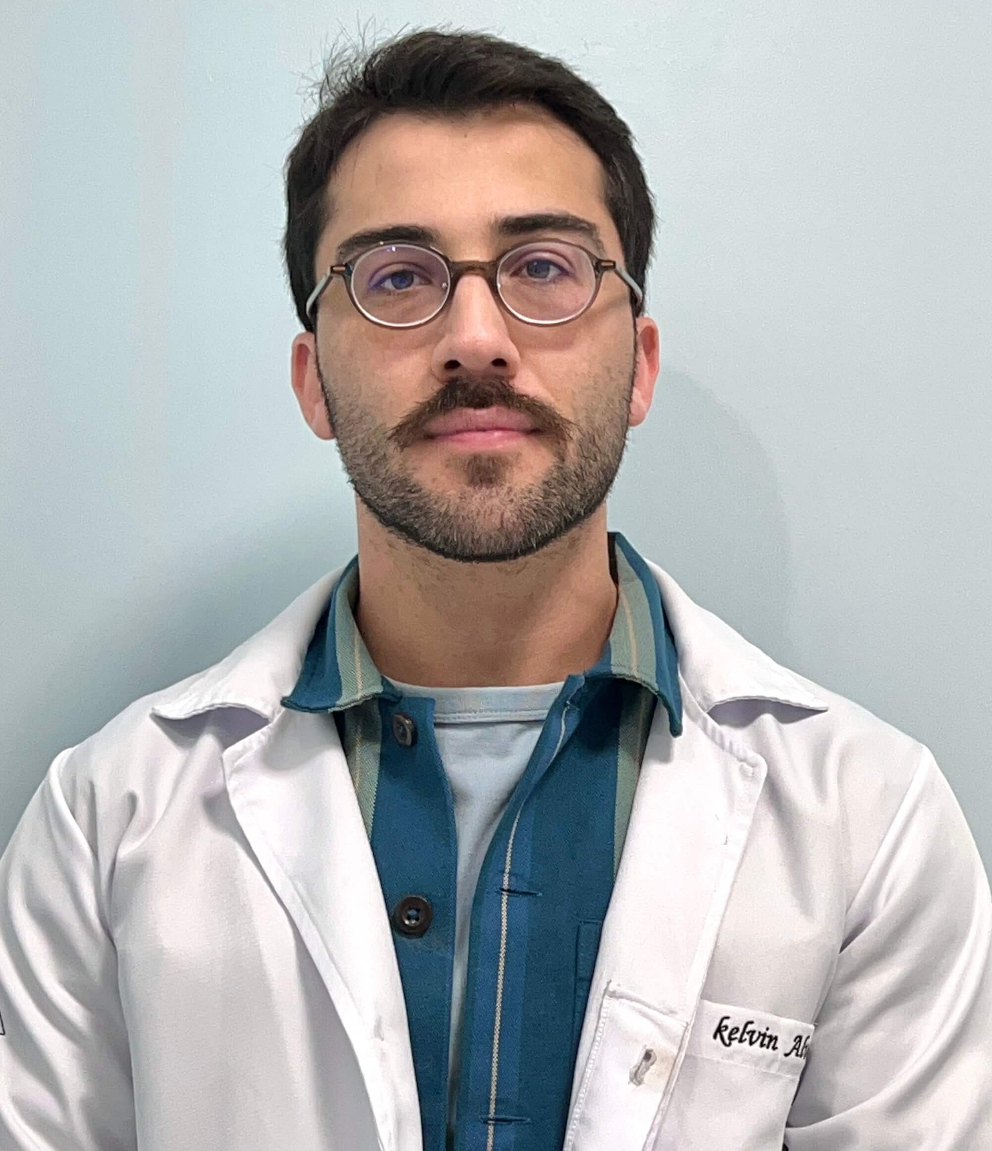 Dr. Kelvin Alves